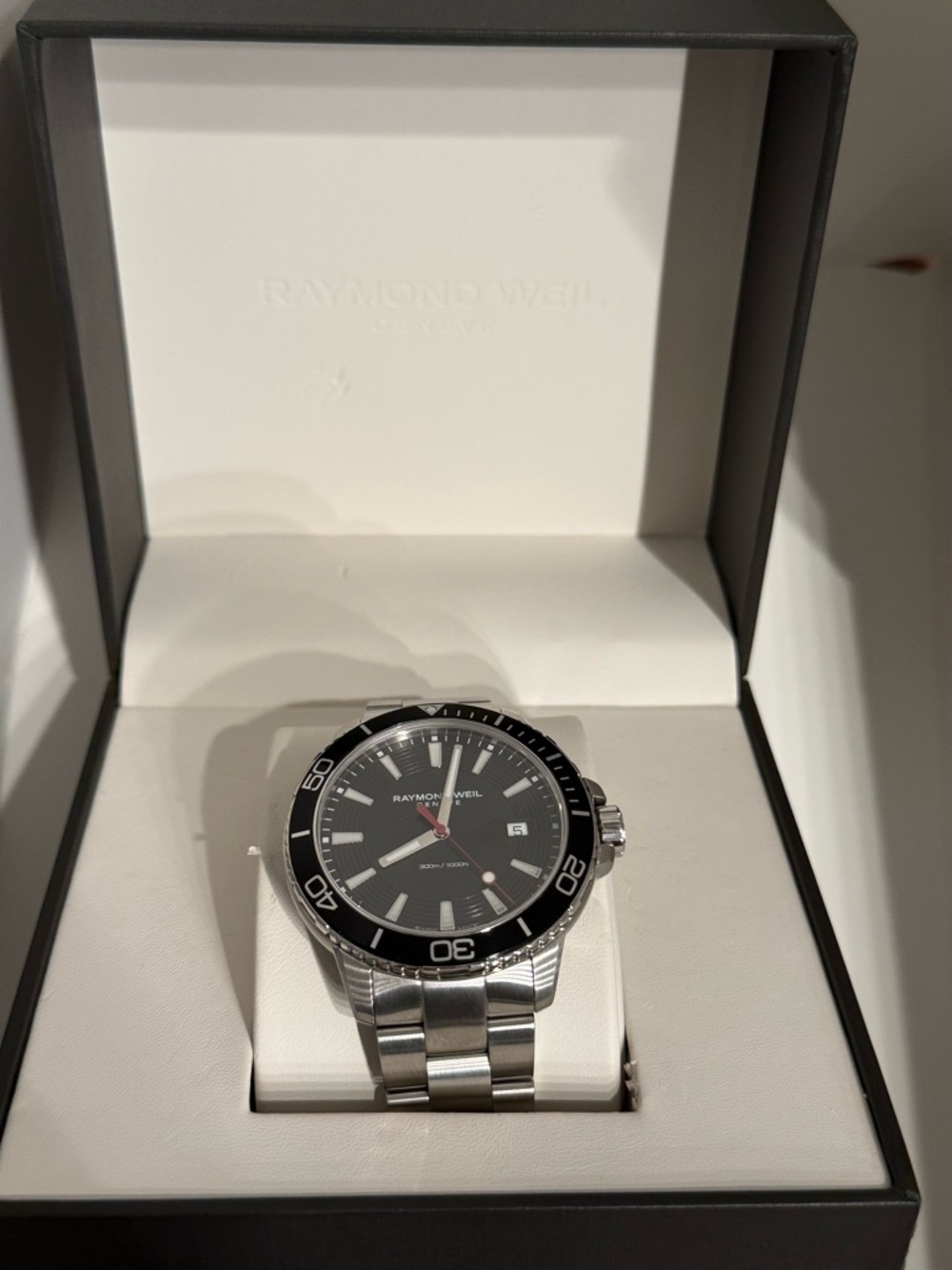 Raymond Weil Men's Black Dial Stainless Steel Dive Watch